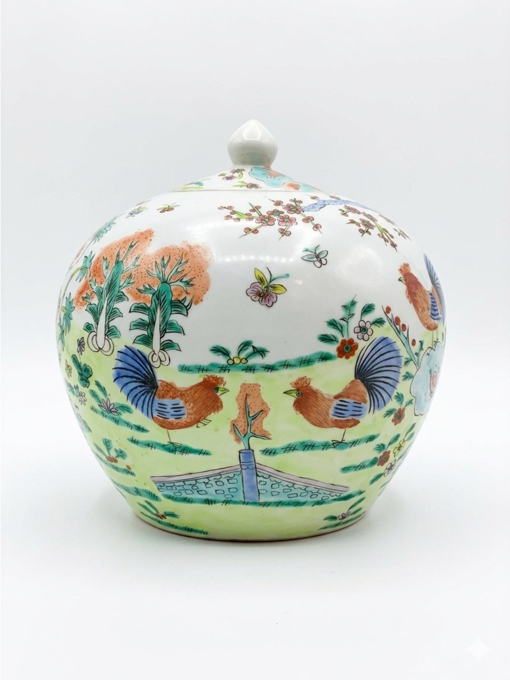 Vase/Urn LOCKURNA, China, 1900s Motif with chicken birds in polychrome colors.